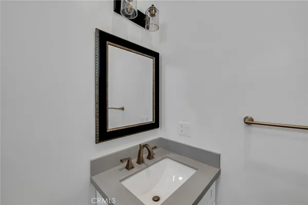 $10,000 | 2304 Harriman Lane, Unit A, Redondo Beach, CA 90278