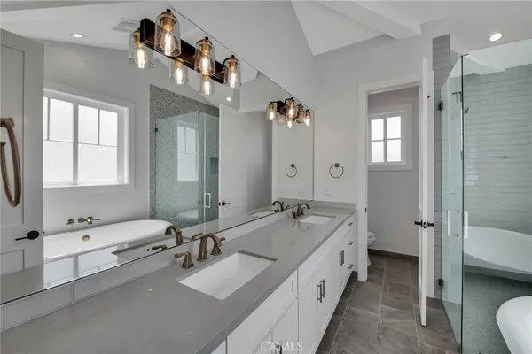 $10,000 | 2304 Harriman Lane, Unit A, Redondo Beach, CA 90278