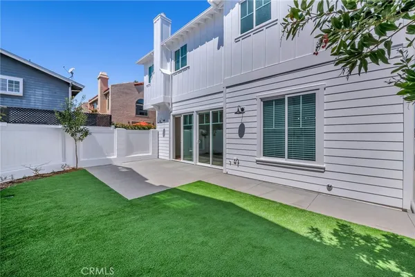 $10,000 | 2304 Harriman Lane, Unit A, Redondo Beach, CA 90278
