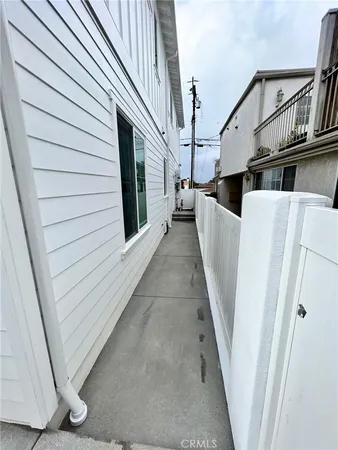 $10,000 | 2304 Harriman Lane, Unit A, Redondo Beach, CA 90278