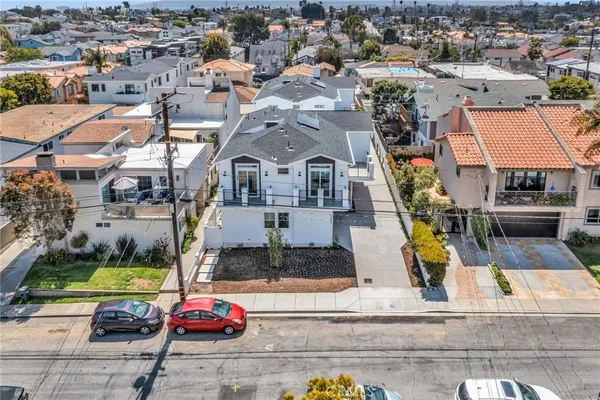 $10,000 | 2304 Harriman Lane, Unit A, Redondo Beach, CA 90278