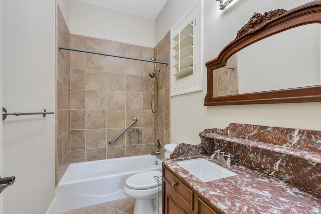 650 East Center Street Alpine, UT 84004 - Photo 21 of 38 Ensuite bathroom to 2nd main floor bedroom