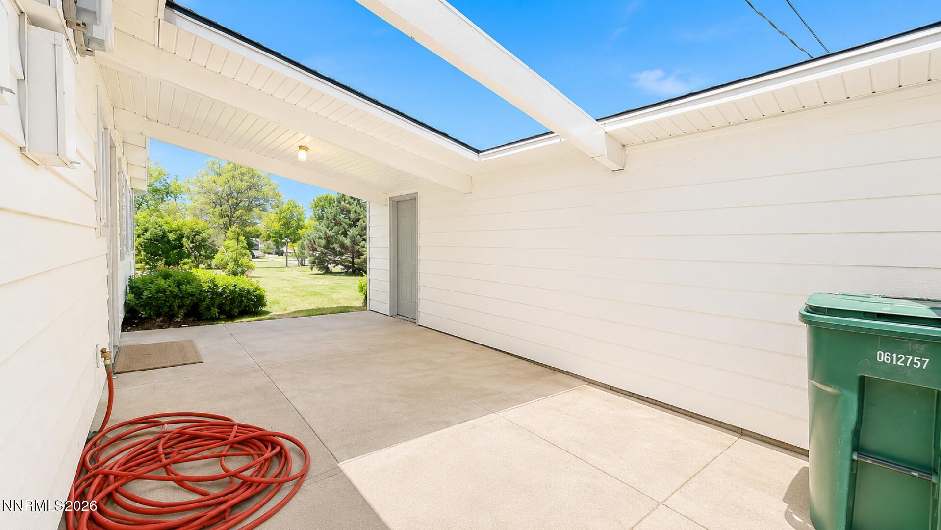 11383 Andes Street Reno, NV 89506 - Photo 5 of 23 029