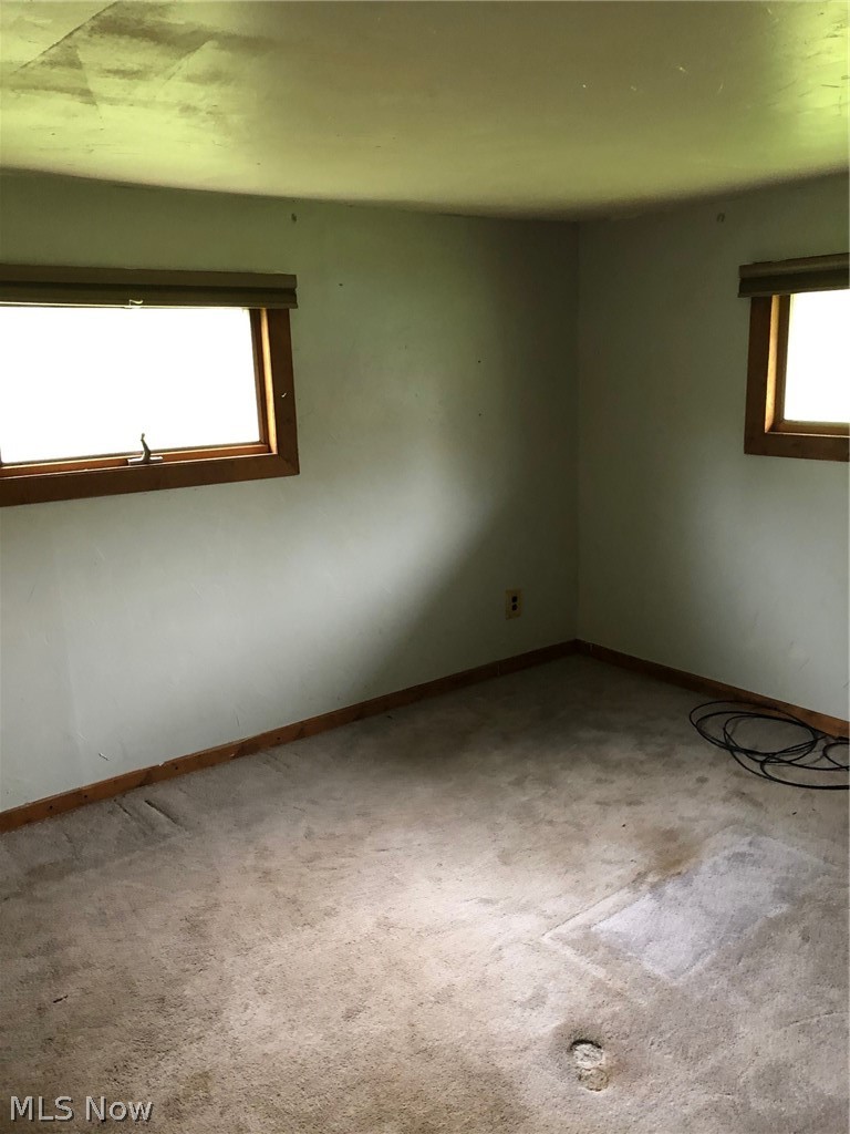 48220 North Ridge Road Amherst, OH 44001 - Photo 6 of 25