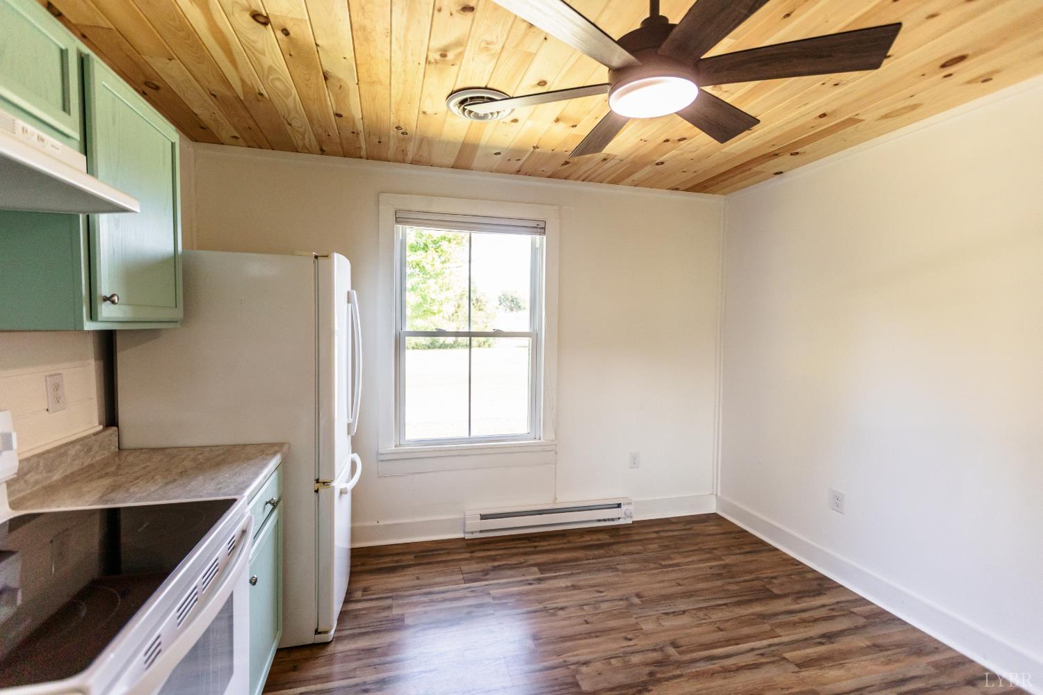 7157 Old Evergreen Road Appomattox, VA 24522 - Photo 18 of 25 Gallery Image 18