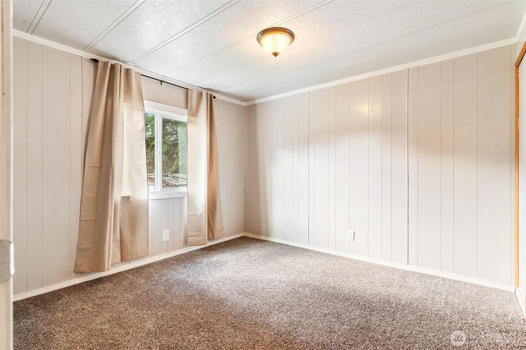 32501 Northeast 50th Street, Unit 6 Carnation, WA 98014 - Photo 11 of 20