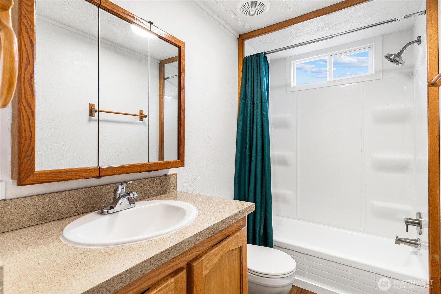 32501 Northeast 50th Street, Unit 6 Carnation, WA 98014 - Photo 16 of 20