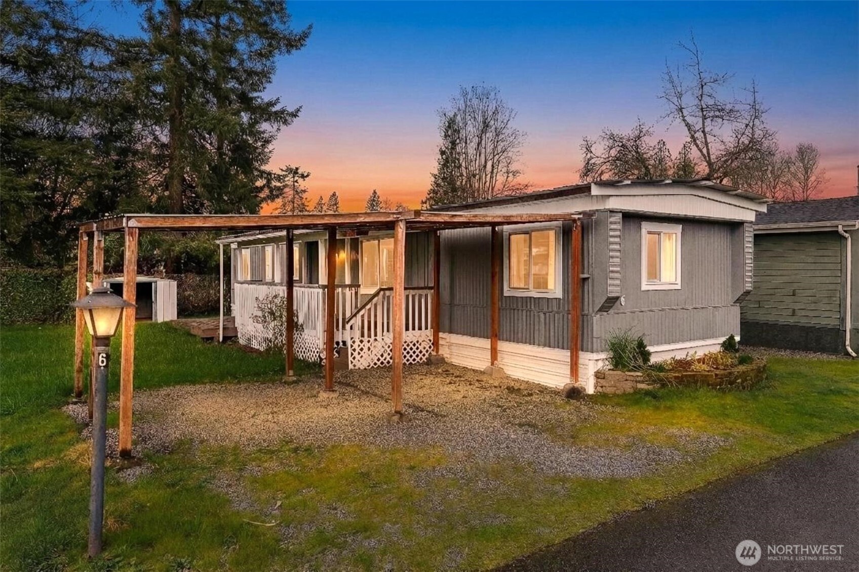 32501 Northeast 50th Street, Unit 6 Carnation, WA 98014 - Photo 2 of 20