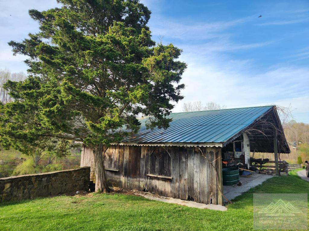 477 Ball Dairy Road Bluefield, WV 24701 - Photo 23 of 61 Gallery Image 23