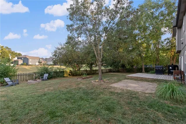 $459,500 | 4113 Southwest Leeward Drive, Lee's Summit, MO 64082