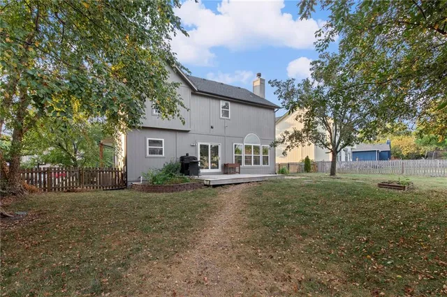 $459,500 | 4113 Southwest Leeward Drive, Lee's Summit, MO 64082