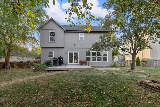 $459,500 | 4113 Southwest Leeward Drive, Lee's Summit, MO 64082