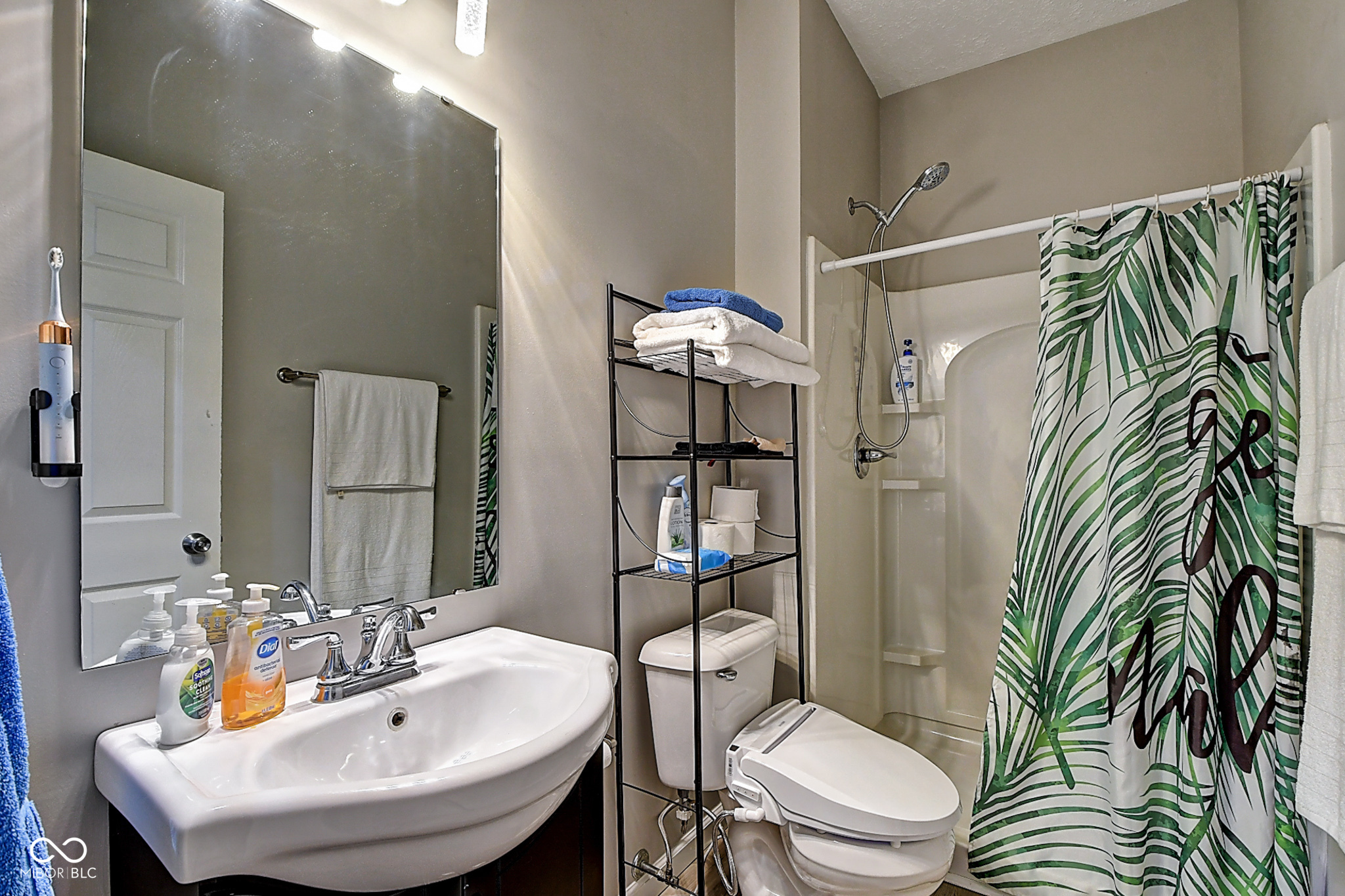 3828 Bluff Road Indianapolis, IN 46217 - Photo 23 of 36