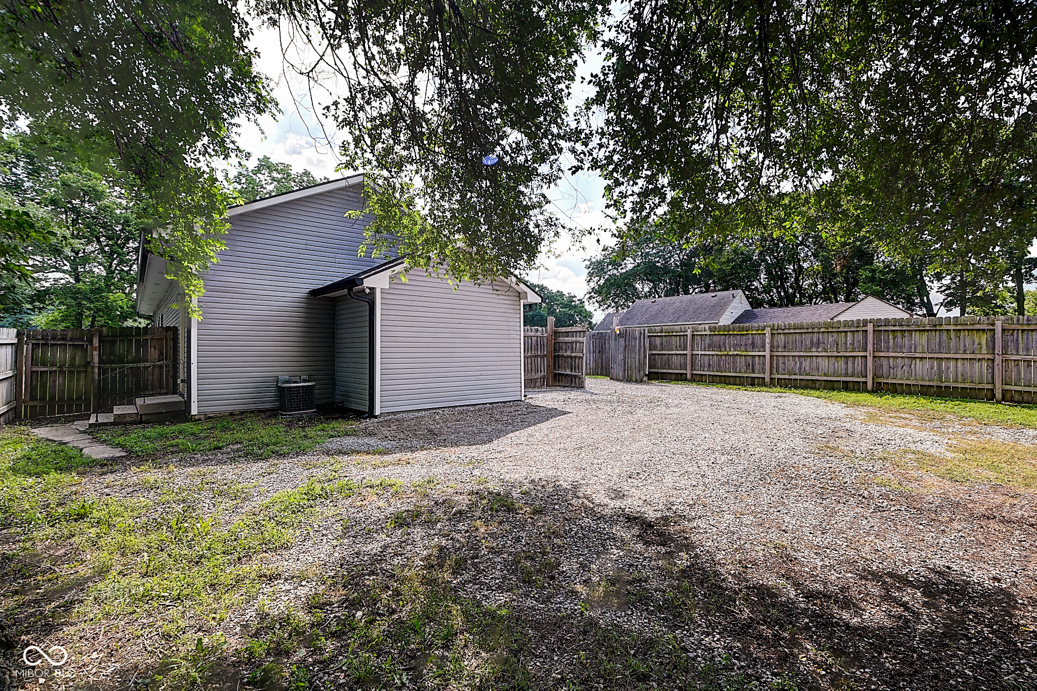 3828 Bluff Road Indianapolis, IN 46217 - Photo 32 of 36