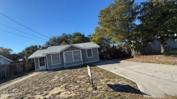 $309,900 | 502 Wisteria Street, Panama City Beach, FL 32407