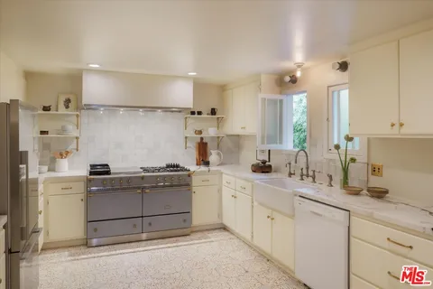 $4,997,000 | 3627 Cody Road, Sherman Oaks, CA 91403