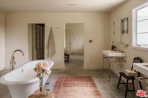 $4,997,000 | 3627 Cody Road, Sherman Oaks, CA 91403