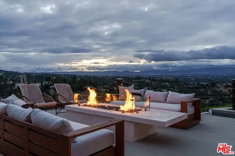 $4,997,000 | 3627 Cody Road, Sherman Oaks, CA 91403