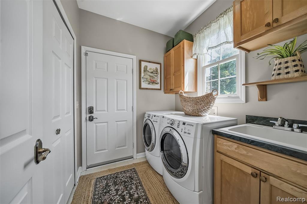 302 Drace Street Rochester, MI 48307 - Photo 14 of 38