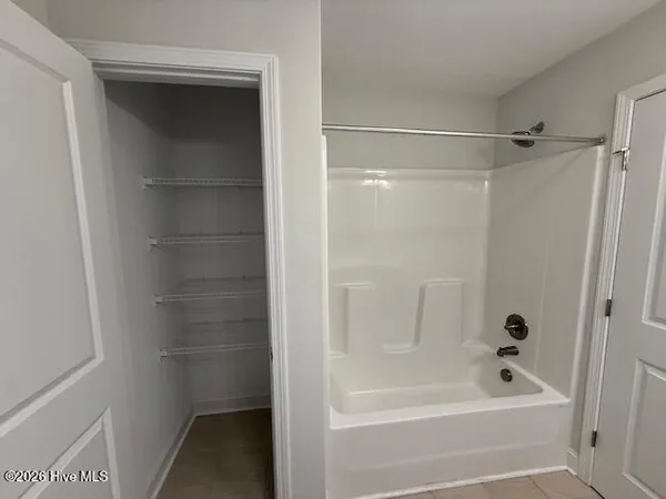 $2,400 | 400 Bulrush Court, Jacksonville, NC 28540