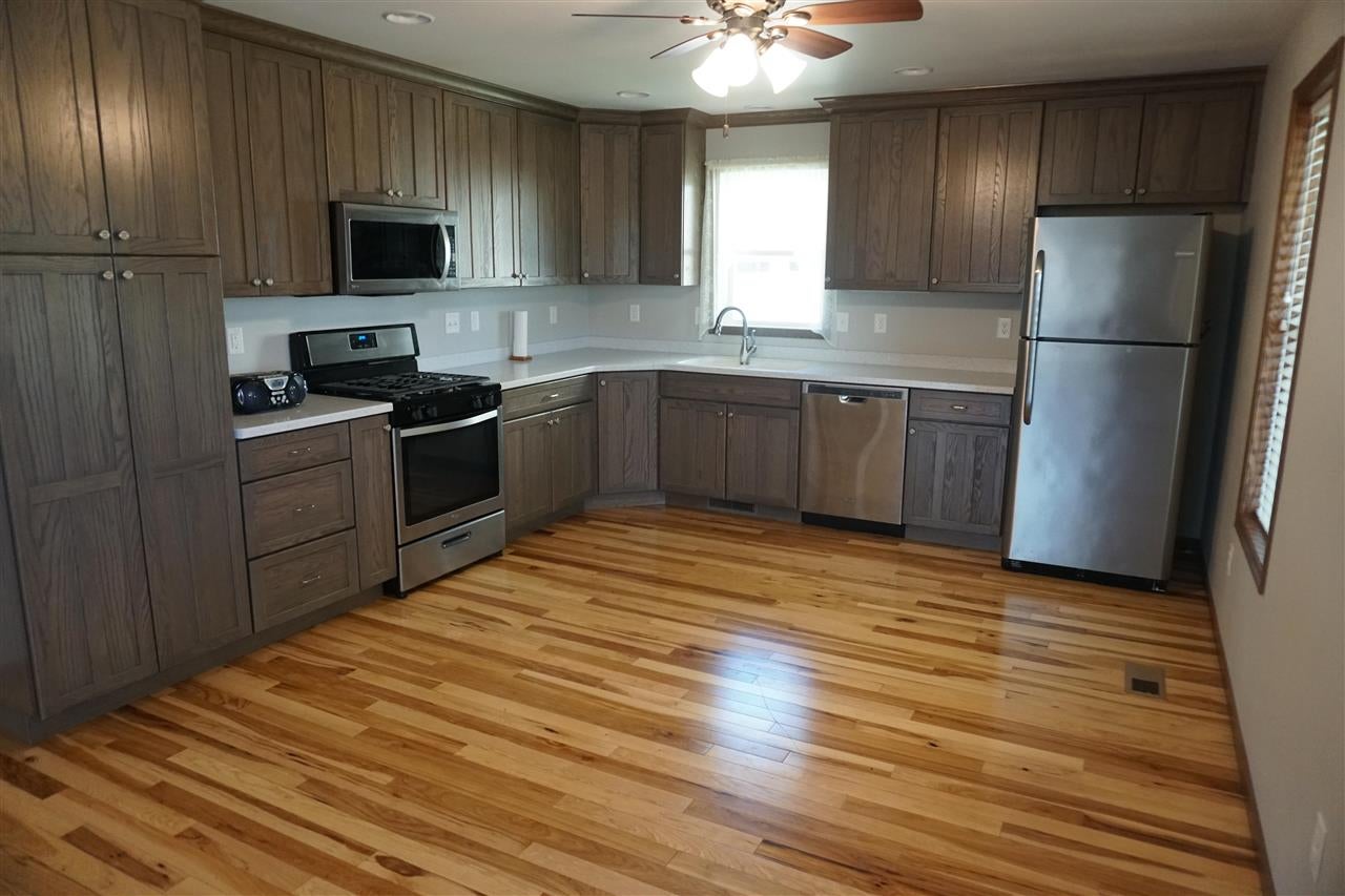 517 South Riggs Street Lone Tree, IA 52755 - Photo 5 of 18 Gallery Image 5
