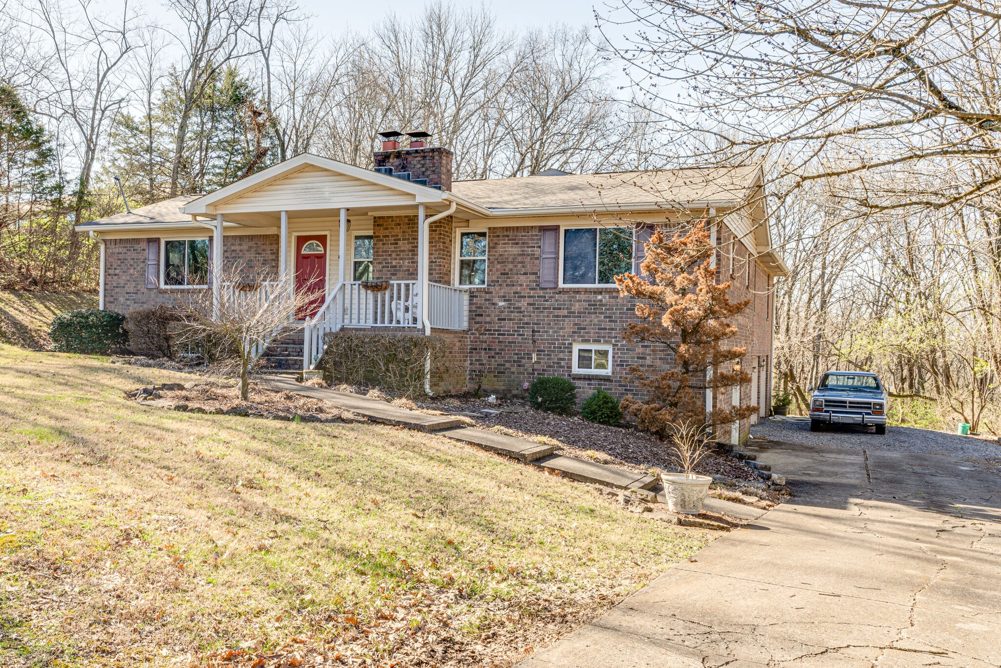 1397 Campbell Road Goodlettsville, TN 37072 - Photo 2 of 39 Gallery Image 2