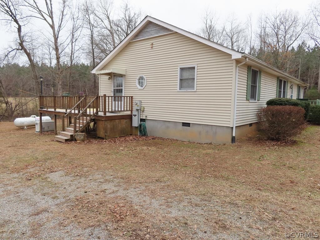 2964 West Creek Road Crewe, VA 23930 - Photo 2 of 46 a view of a small house with backyard