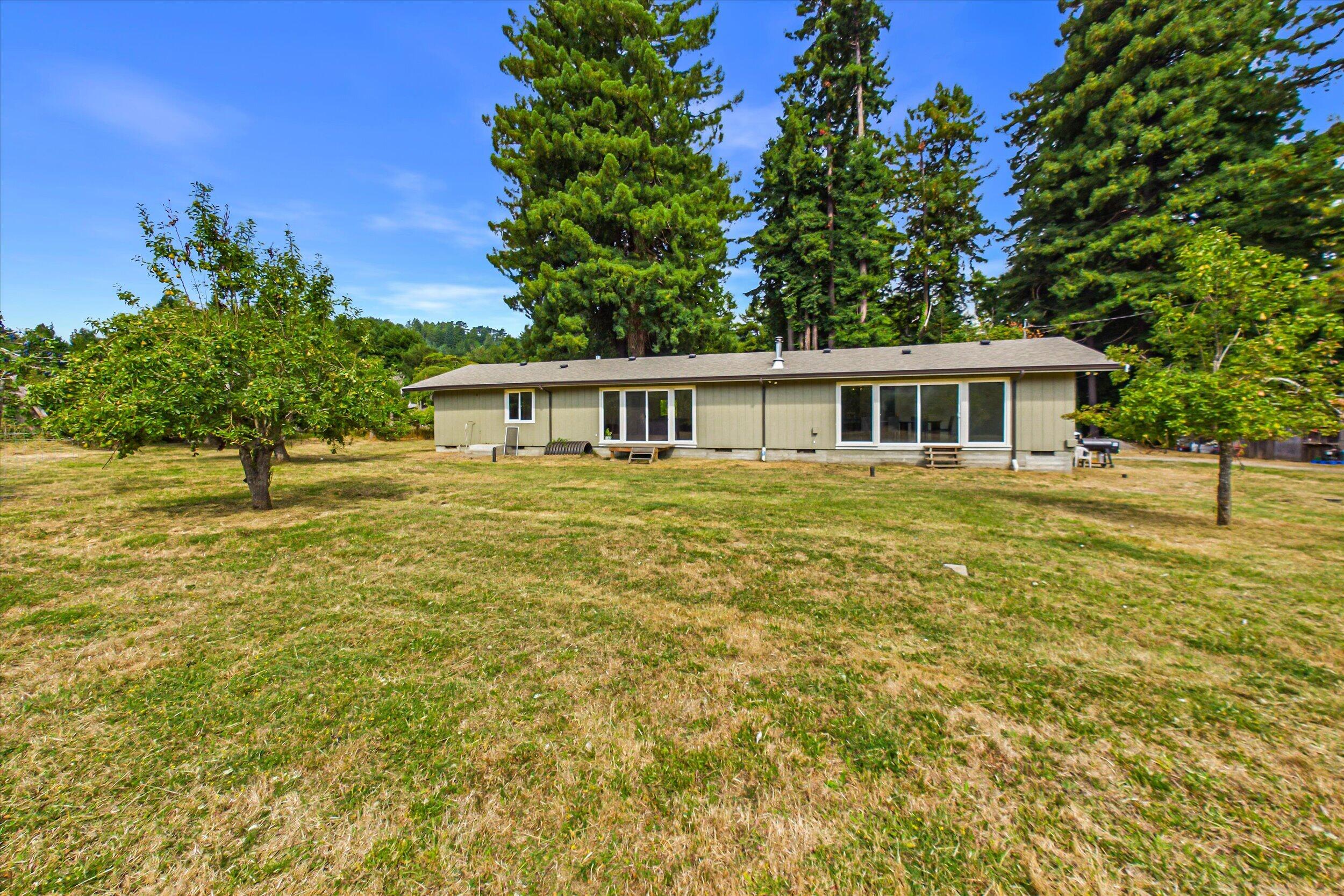 55 Eel Point Road Rio Dell, CA 95562 - Photo 48 of 59 Gallery Image 48
