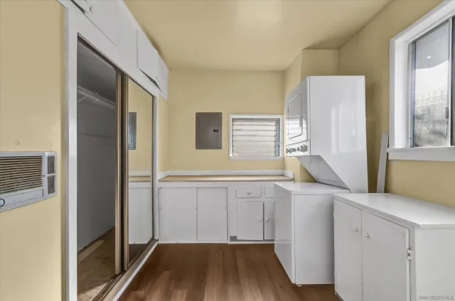 $999,999 | 4927 Ellenwood Drive, Los Angeles, CA 90041