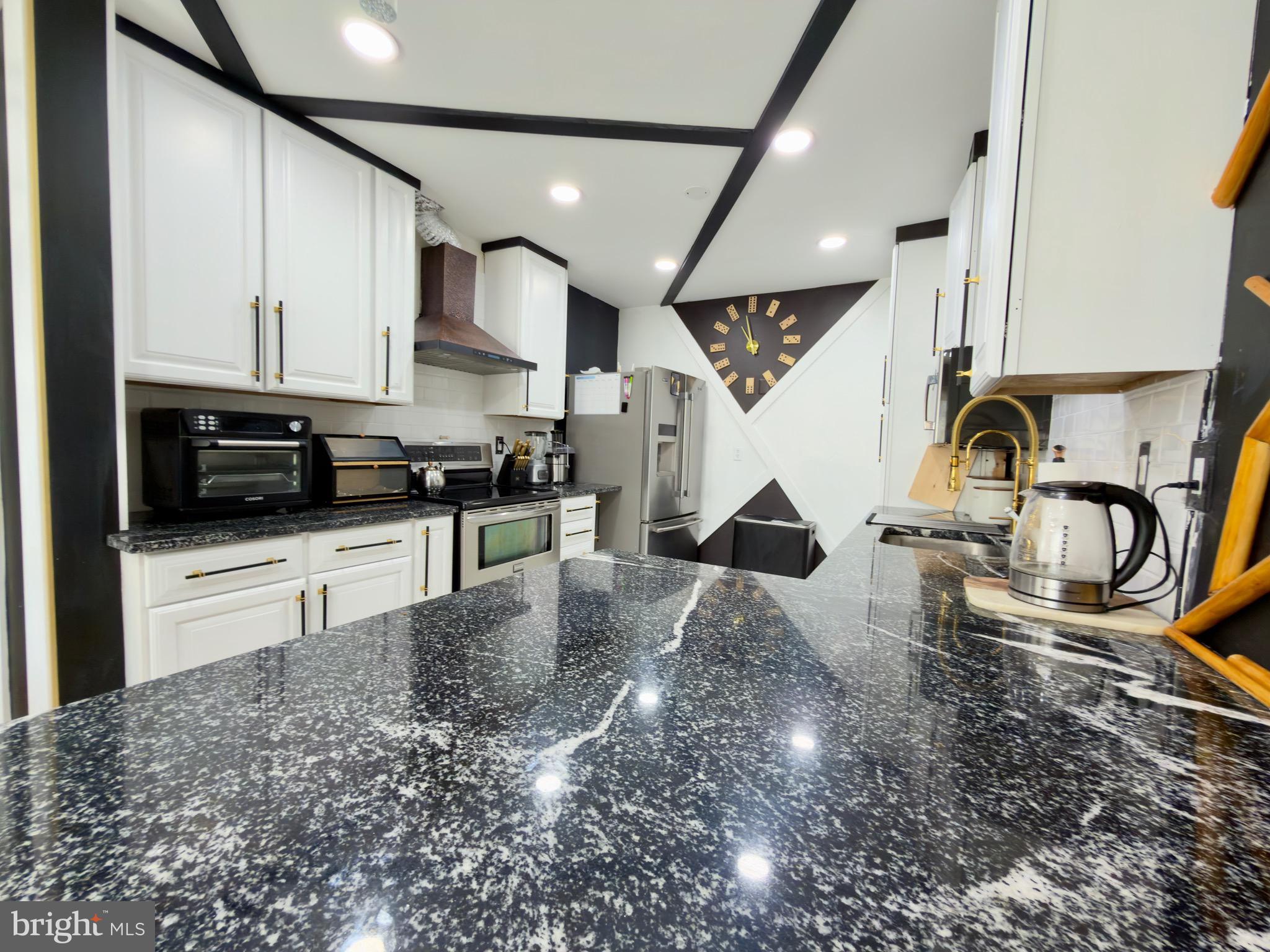 16720 Longdraft Road Gaithersburg, MD 20878 - Photo 10 of 40 Kirchen
