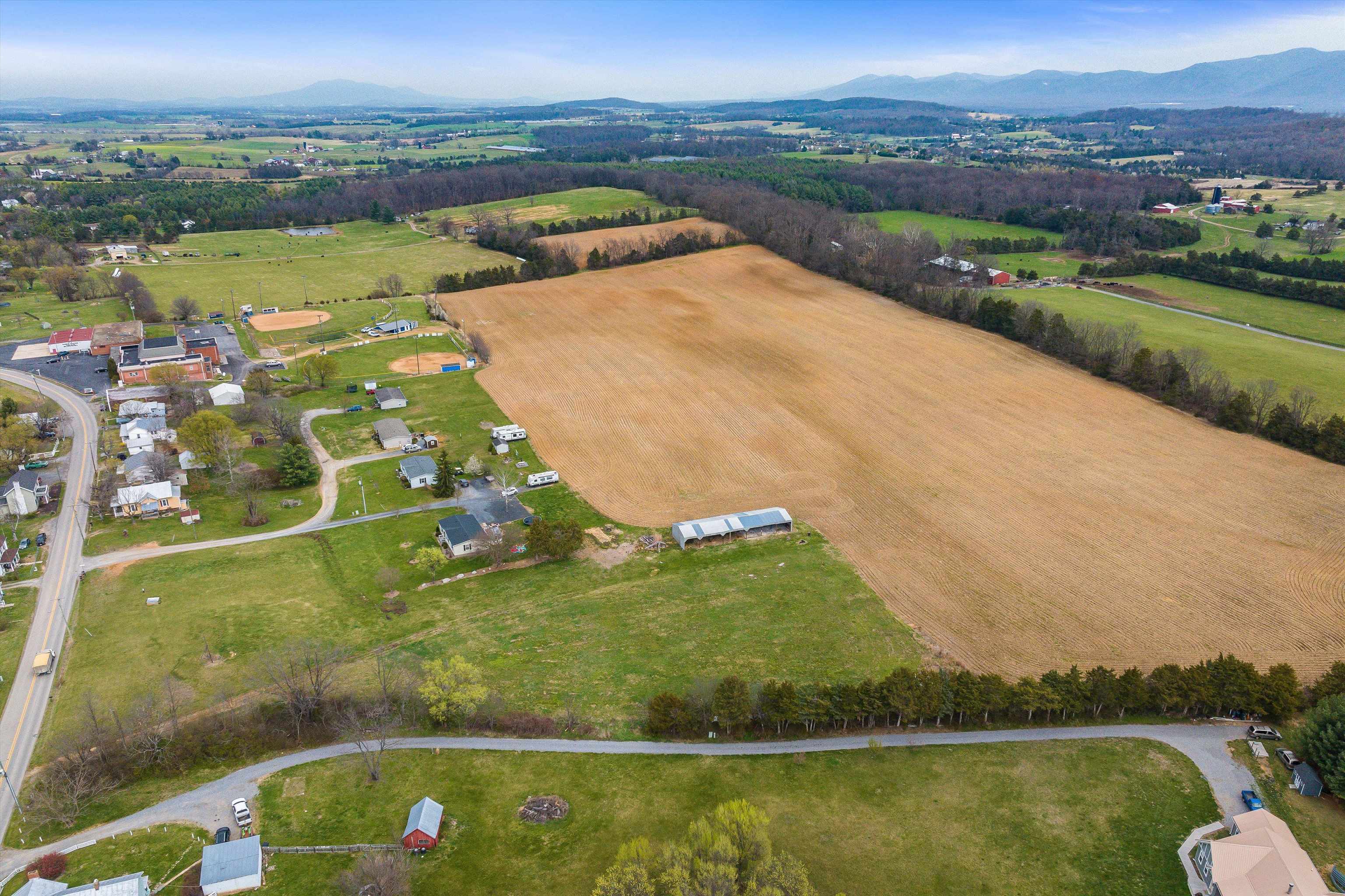 37 Hayfield Lane Fort Defiance, VA 24437 - Photo 11 of 22