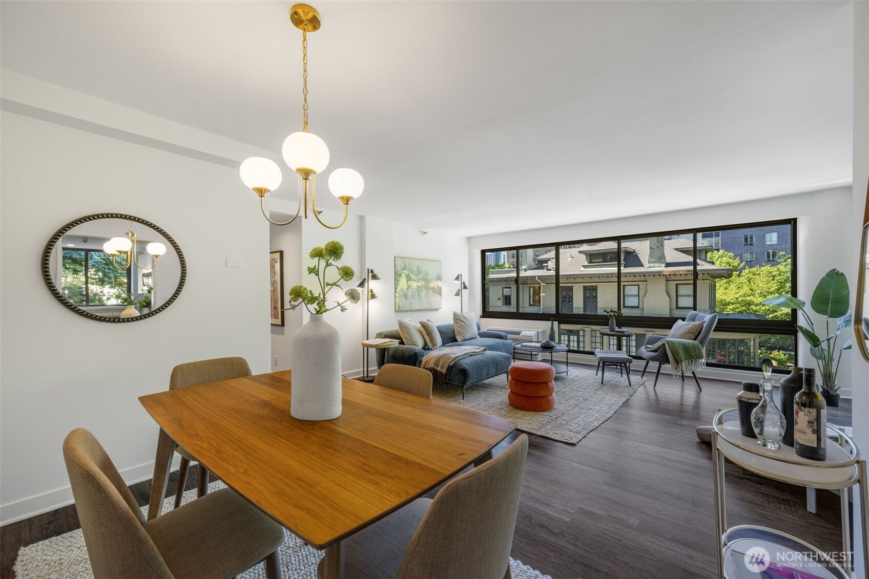 1120 Spring Street, Unit 202 Seattle, WA 98104 - Photo 9 of 27 Gallery Image 9
