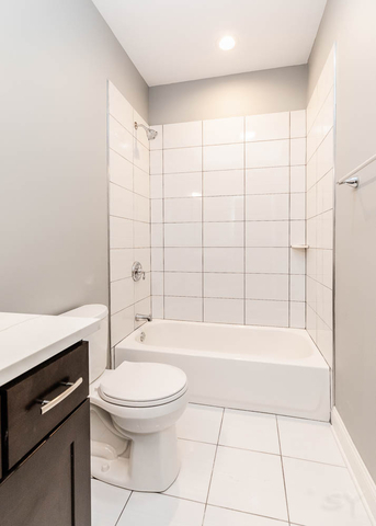 2258 West Cullerton Street, Unit 2 Chicago, IL 60608 - Photo 14 of 19
