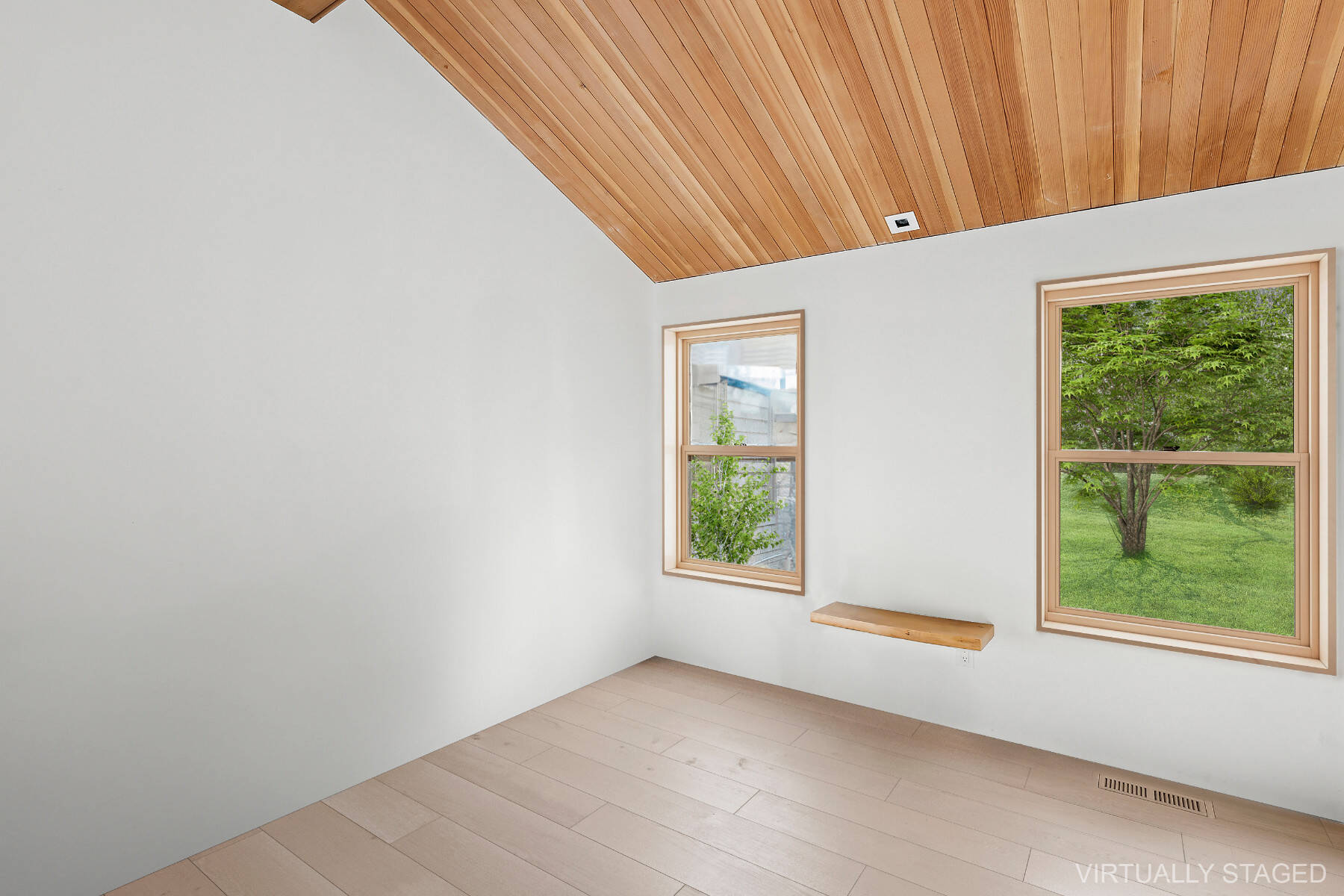 4430 Noyack Road Sag Harbor, NY 11963 - Photo 15 of 44 Gallery Image 15