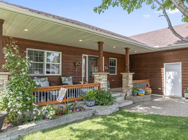 $479,900 | 3110 8th Avenue Northwest, Faribault, MN 55021