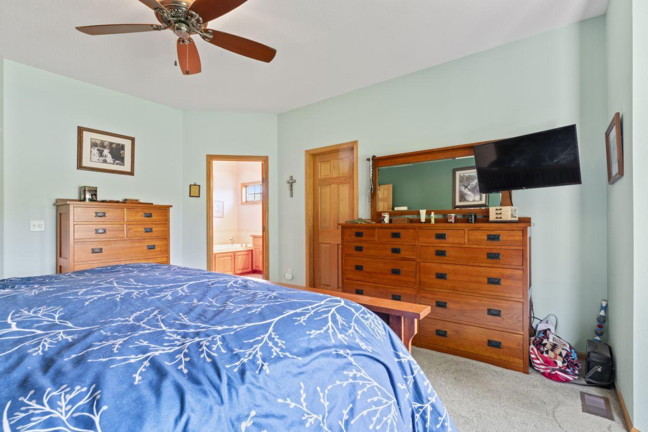 3110 8th Avenue Northwest Faribault, MN 55021 - Photo 25 of 48