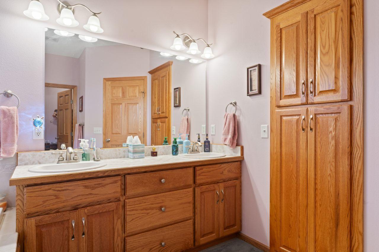 3110 8th Avenue Northwest Faribault, MN 55021 - Photo 26 of 48