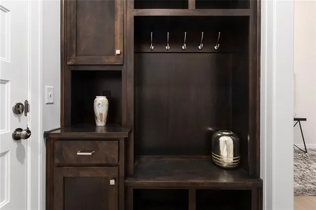 $775,170 | 11236 South Sunray Drive, Olathe, KS 66061