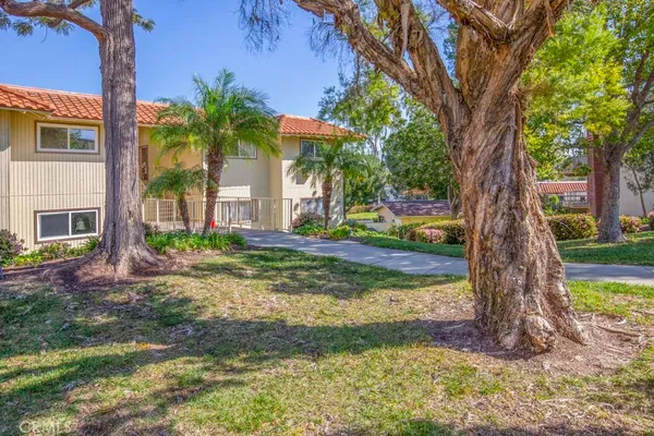 $335,000 | 860 Ronda Mendoza, Unit D, Laguna Woods, CA 92637