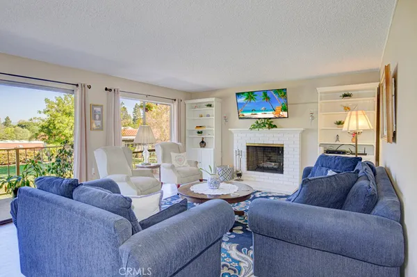 $335,000 | 860 Ronda Mendoza, Unit D, Laguna Woods, CA 92637