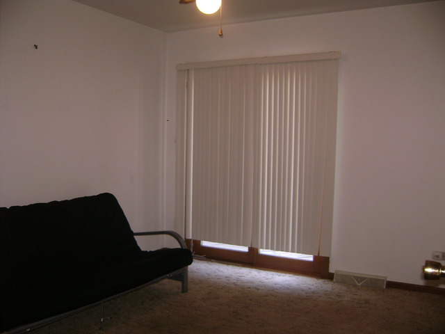 855 Black Road Joliet, IL 60435 - Photo 12 of 20