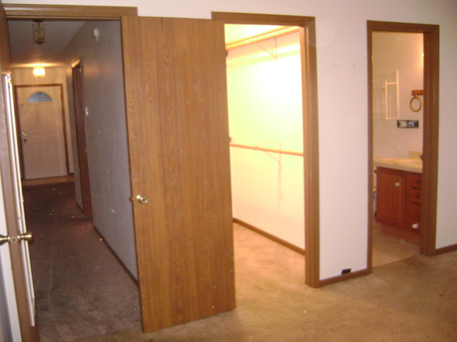 855 Black Road Joliet, IL 60435 - Photo 19 of 20