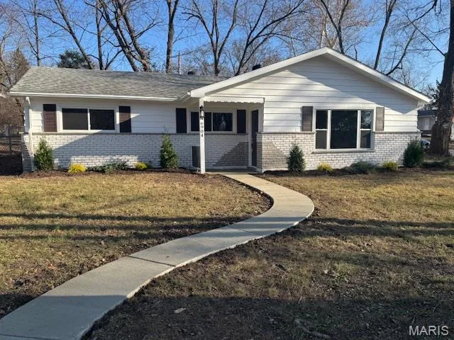 $185,000 | 6904 Frostview Lane, Hazelwood, MO 63042