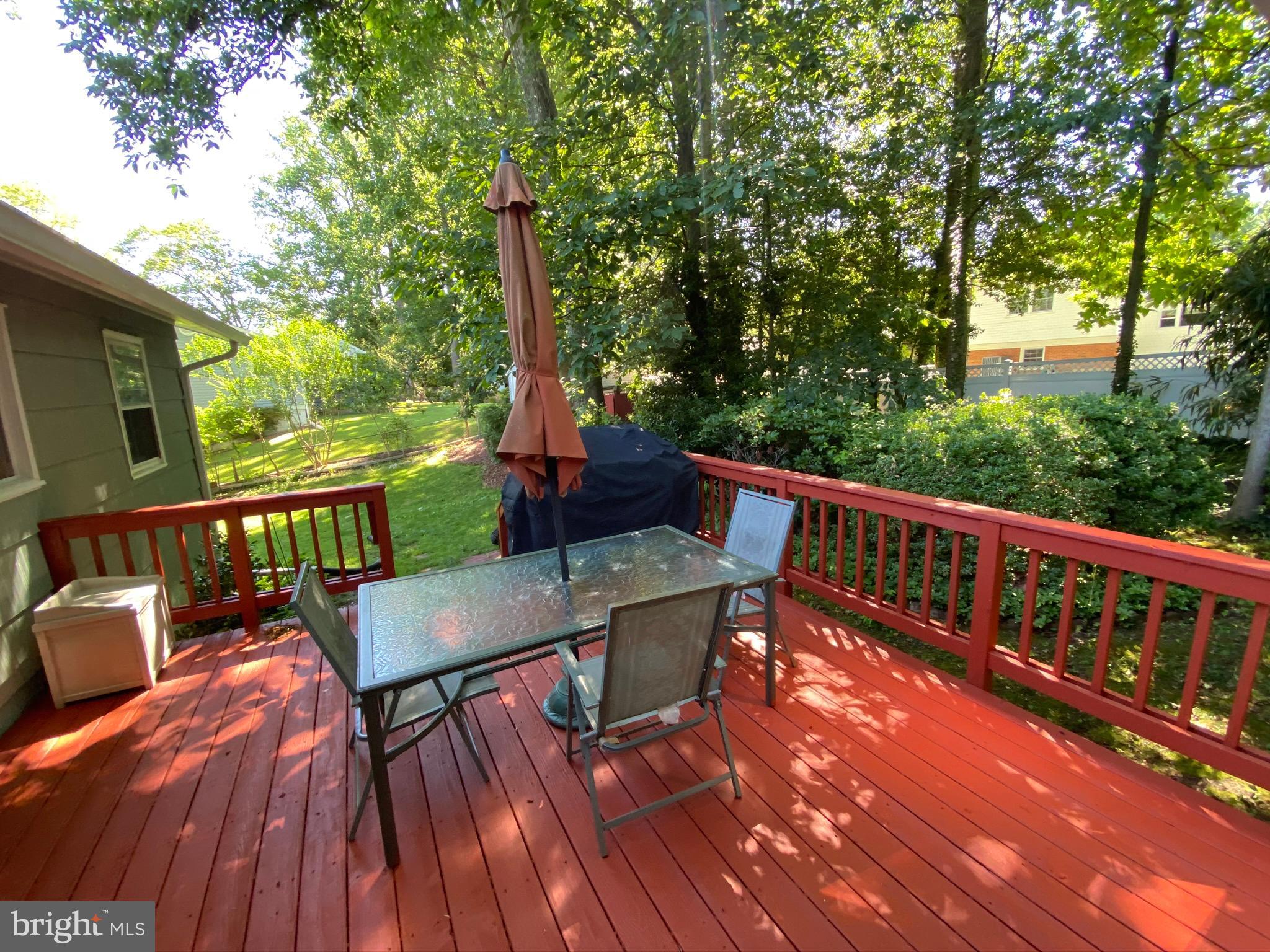 8105 Blairton Road Springfield, VA 22152 - Photo 10 of 16 Huge Deck