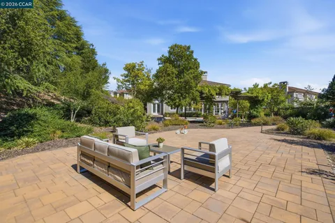 $2,795,000 | 2151 Sky View Court, Moraga, CA 94556