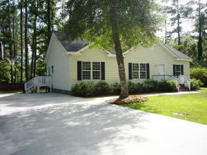 503 Forest Hills Road Walterboro, SC 29488 - Photo 1 of 9 Front2