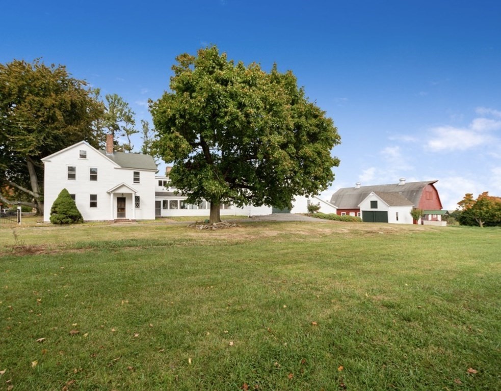 22 West Berlin Road Bolton, MA 01740 - Photo 13 of 38