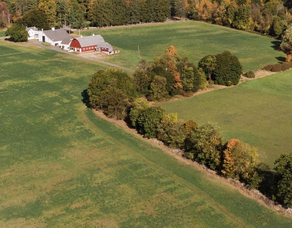 22 West Berlin Road Bolton, MA 01740 - Photo 6 of 38