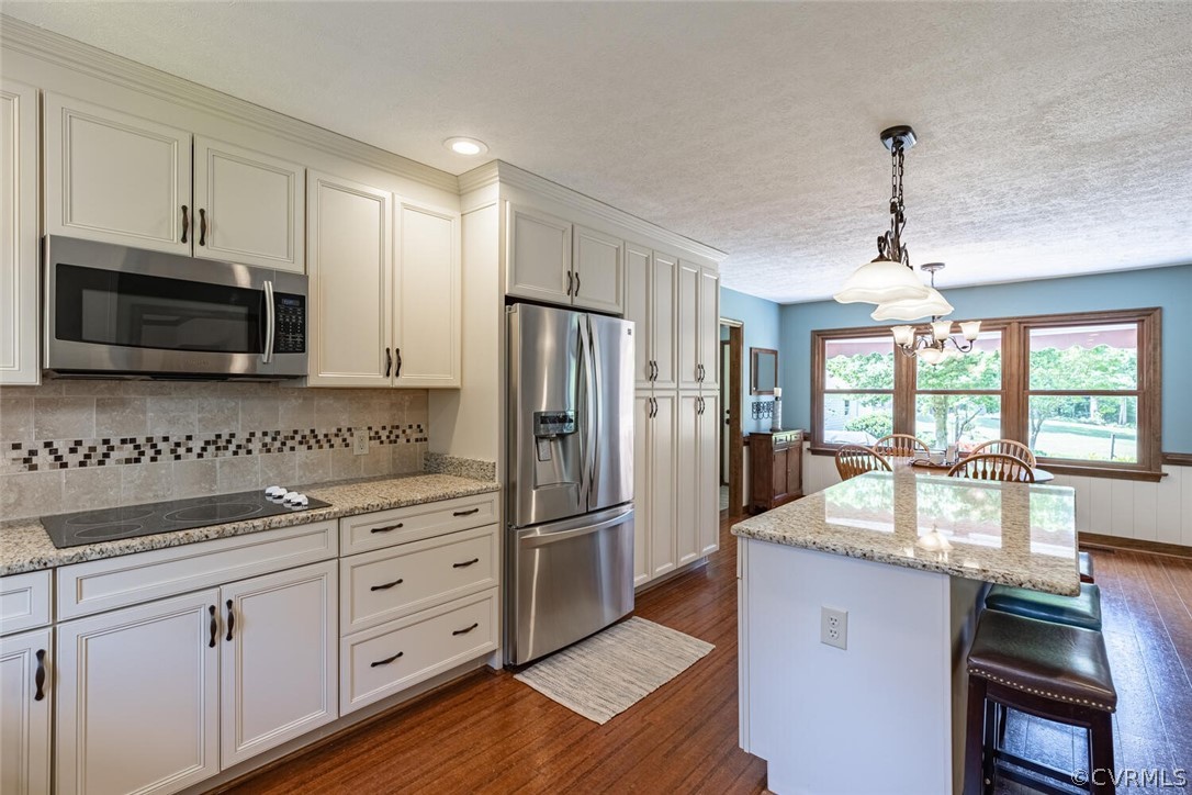 11265 Rocky Ridge Road Glen Allen, VA 23059 - Photo 8 of 49 Gallery Image 8