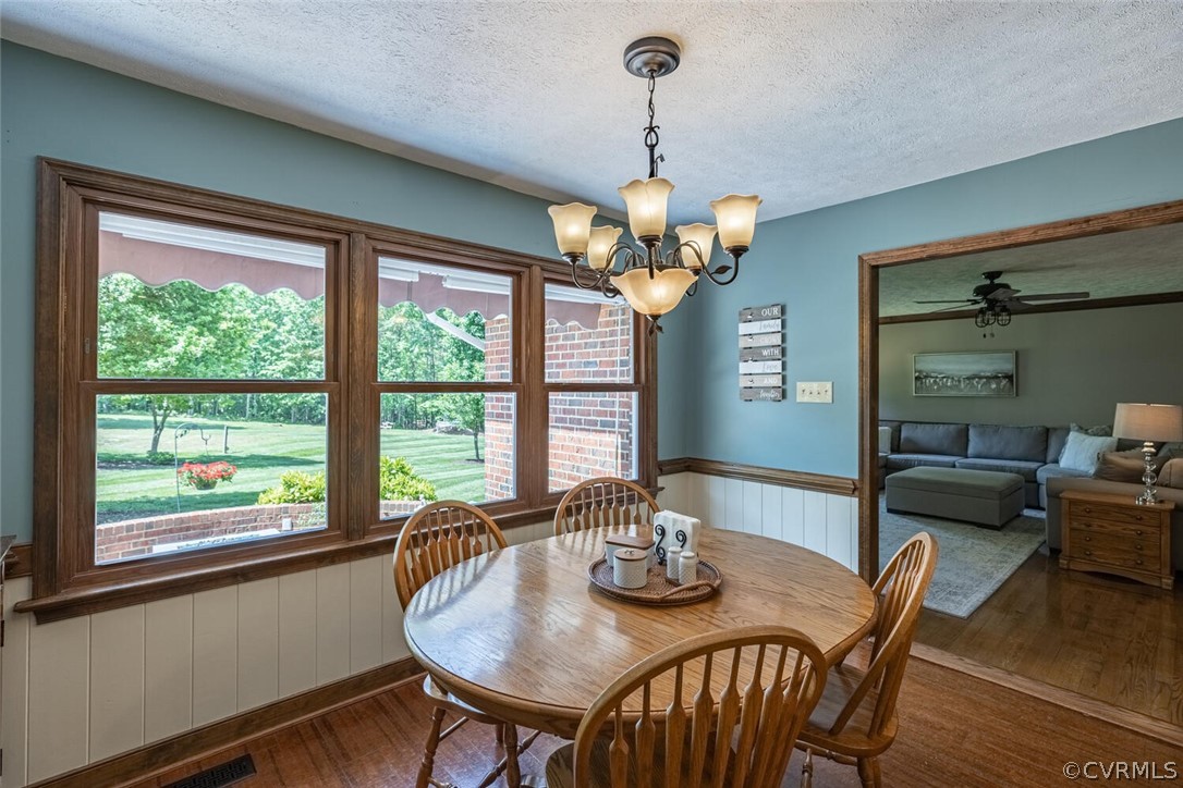 11265 Rocky Ridge Road Glen Allen, VA 23059 - Photo 9 of 49 Gallery Image 9